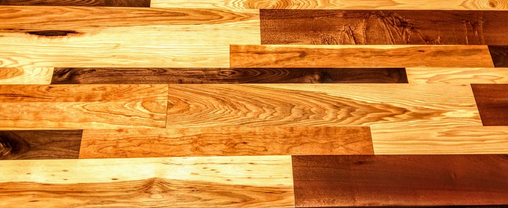 Inspiration for a mid-sized rustic 3/4 home design remodel in Austin with shaker cabinets, white cabinets and wood countertops