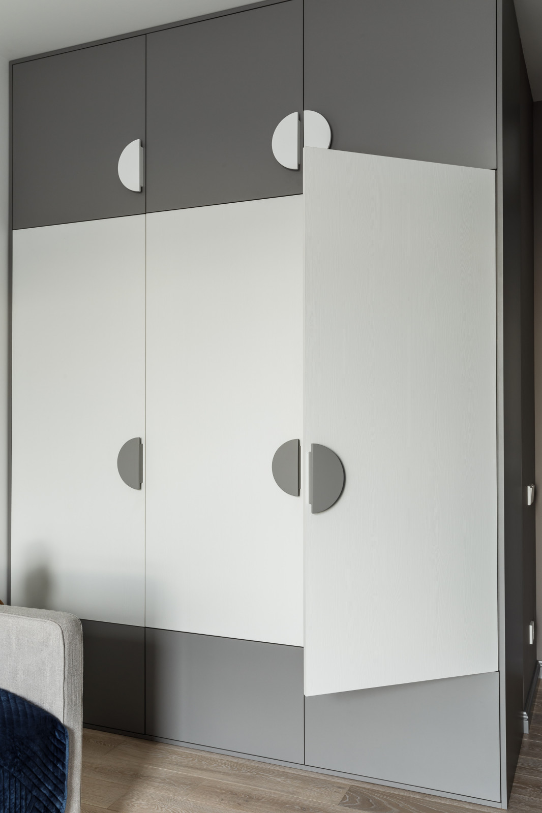 Проект "Квартира в серых оттенках" дизайнера Алисы Свистуновой