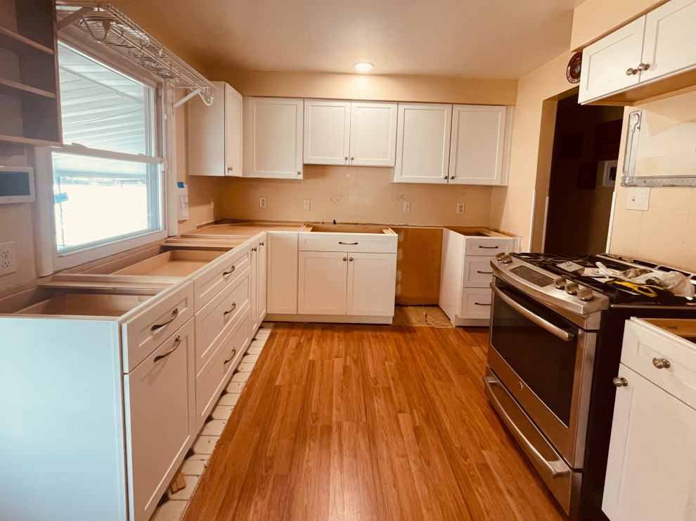 Kitchen Cabinet Installs