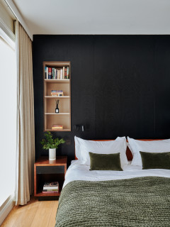 75 Beautiful Bedroom with Black Walls Ideas and Designs - March 2024 |  Houzz UK