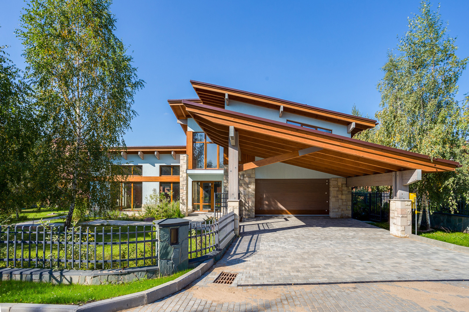 House # 11 Дом # 11