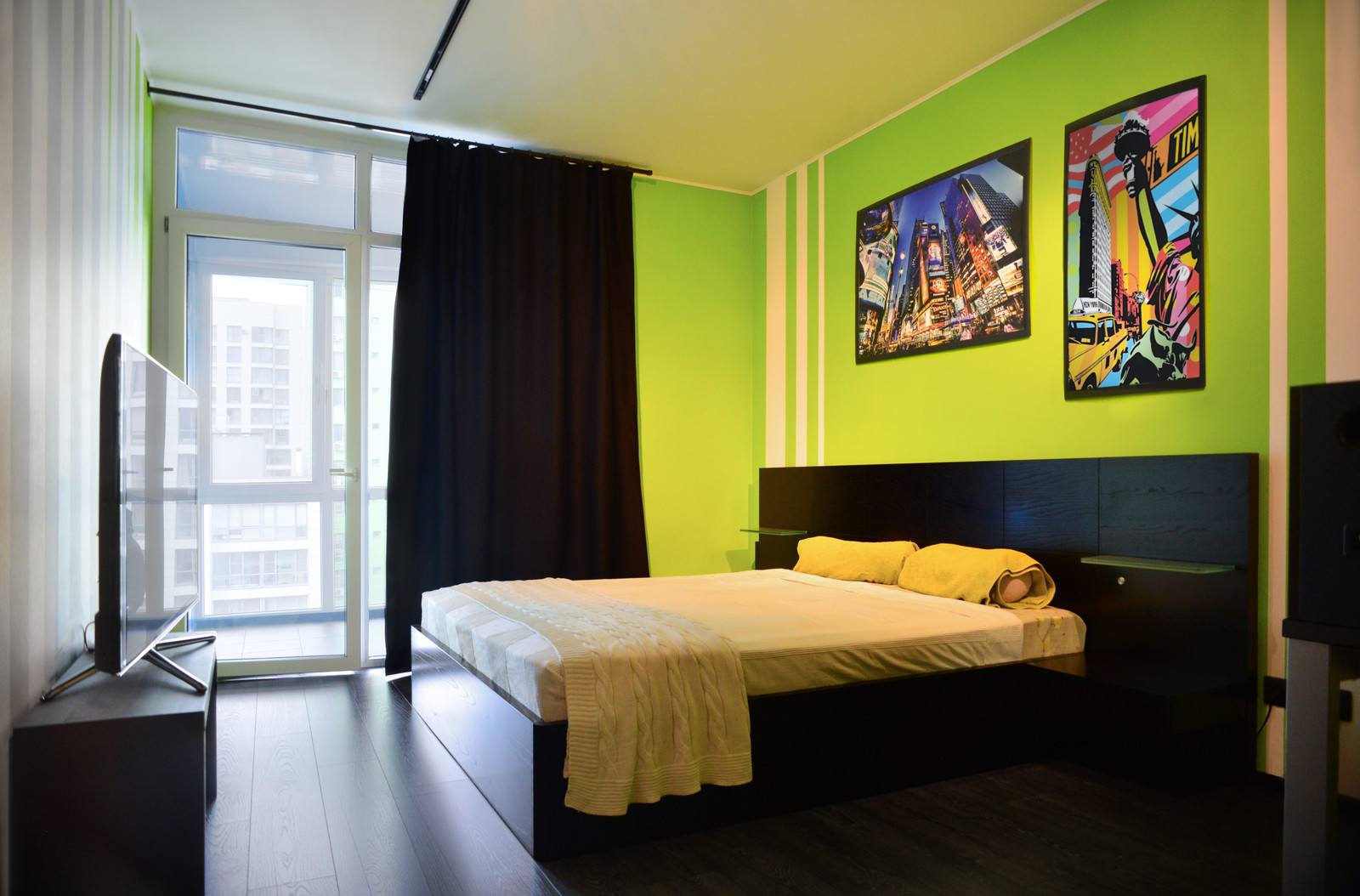 Квартира в стиле авангард для пары фрилансеров