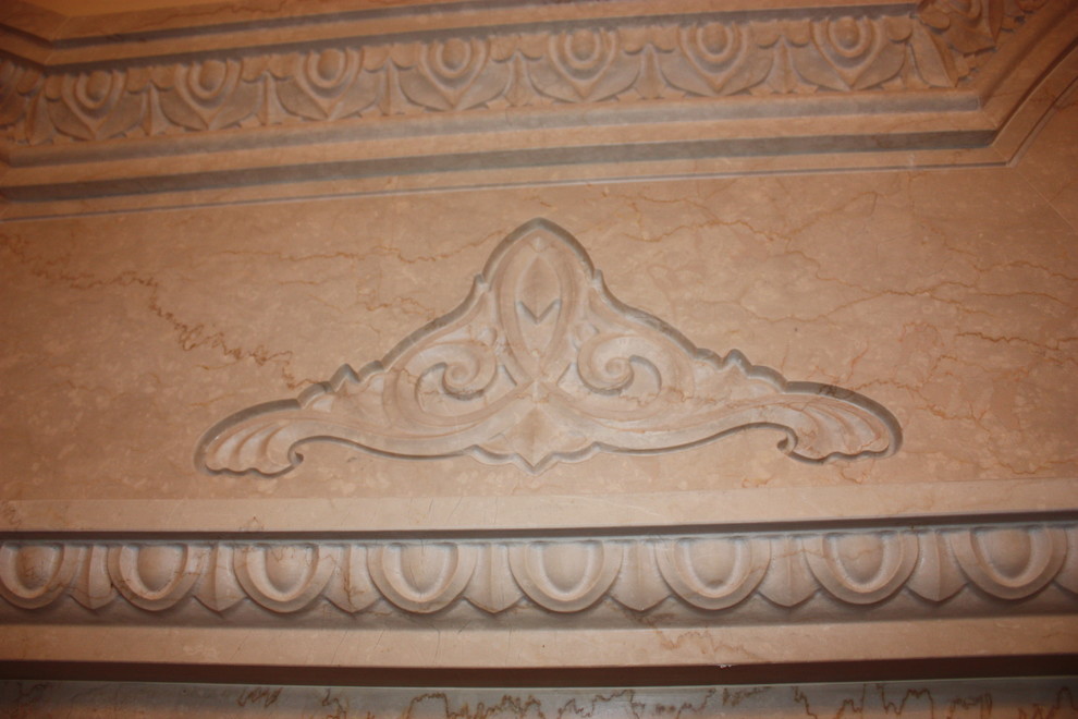 Иконостас в храме Пирогово.Московская область.