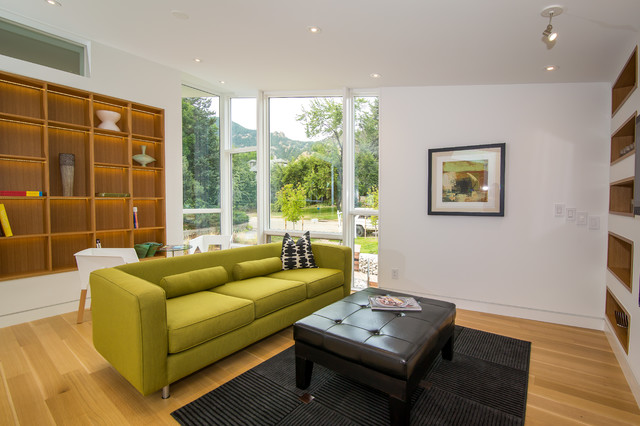 7th St Boulder contemporary-family-room