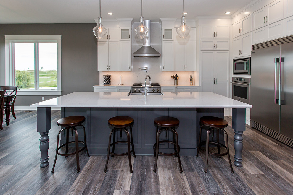 Kitchen - transitional kitchen idea