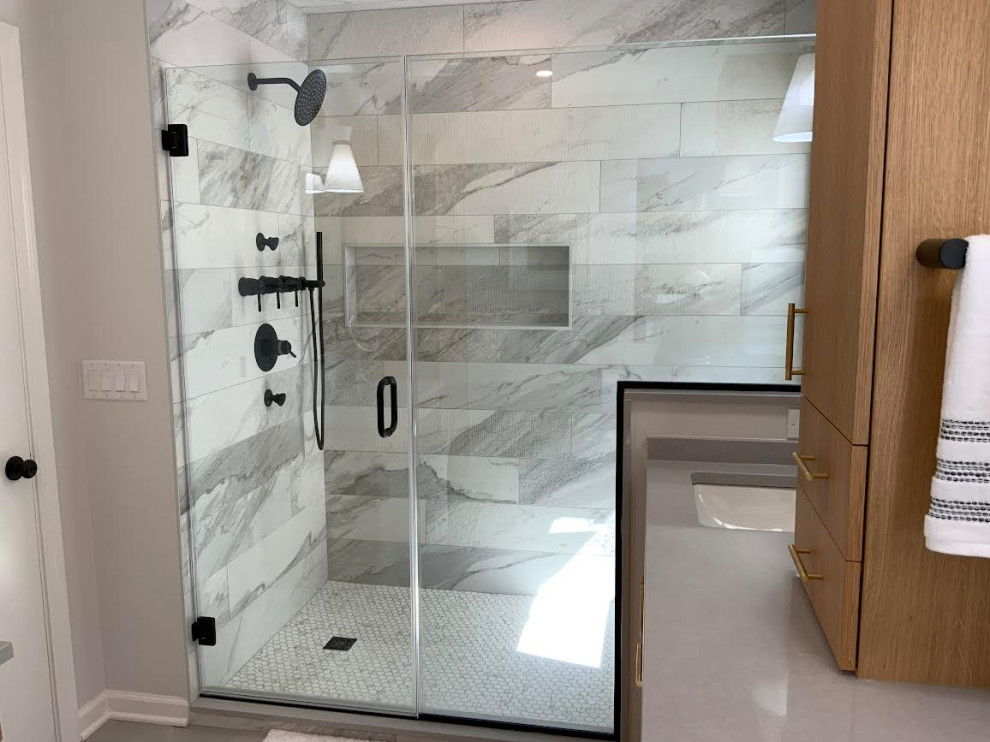 Master Bathroom 4