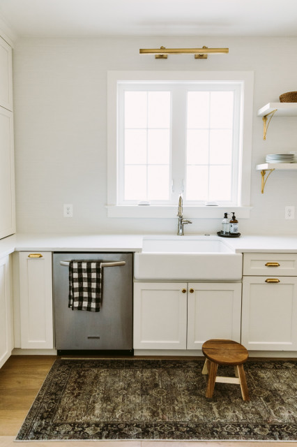 Sutton Kitchen transitional-kitchen