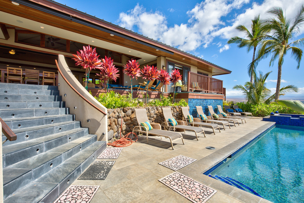 Transitional patio in Hawaii.
