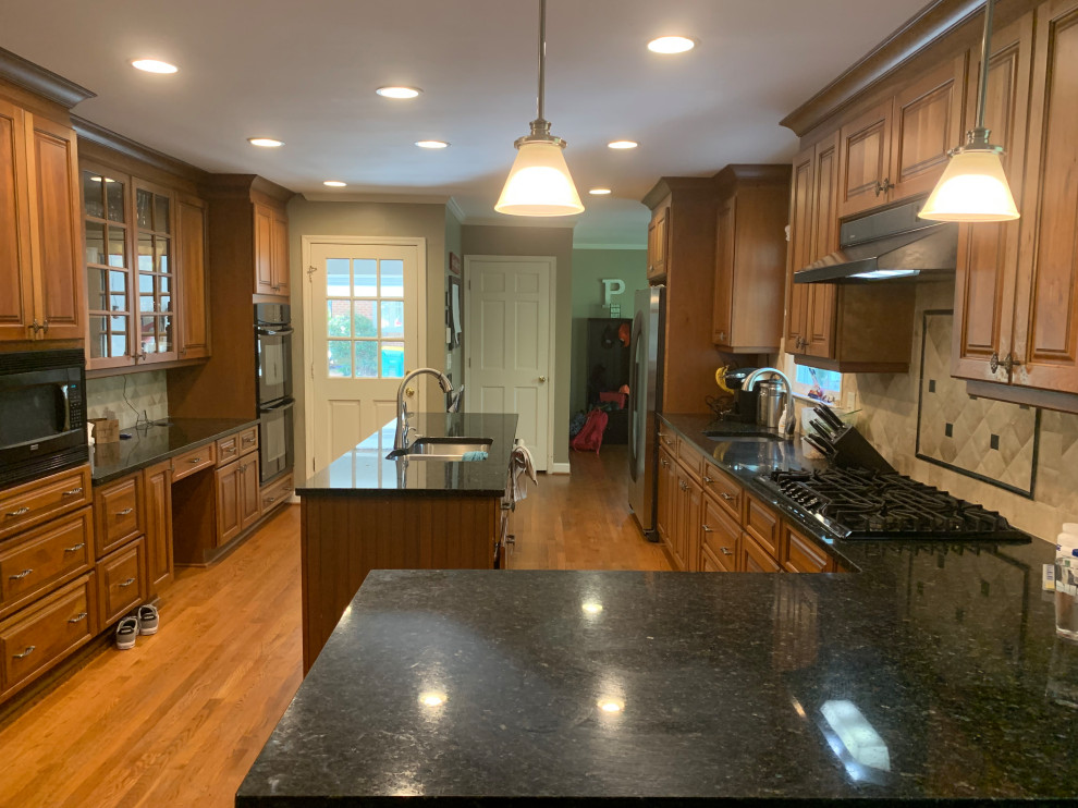 Mix and match granite? (Uba Tuba)