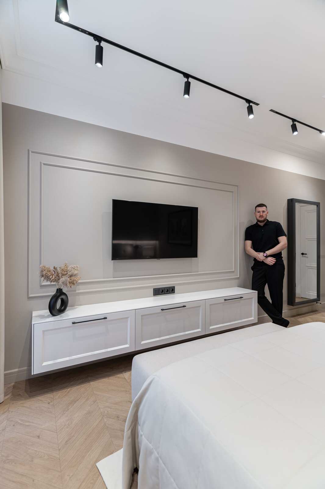 Английская классика с элементами неоклассики