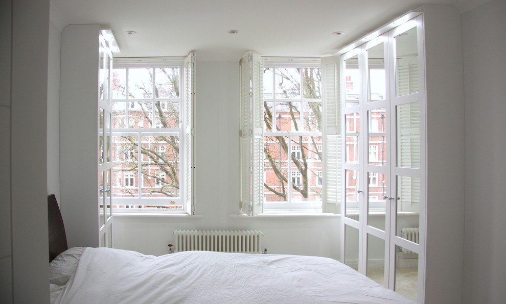 White Lacquered mirror wardrobes