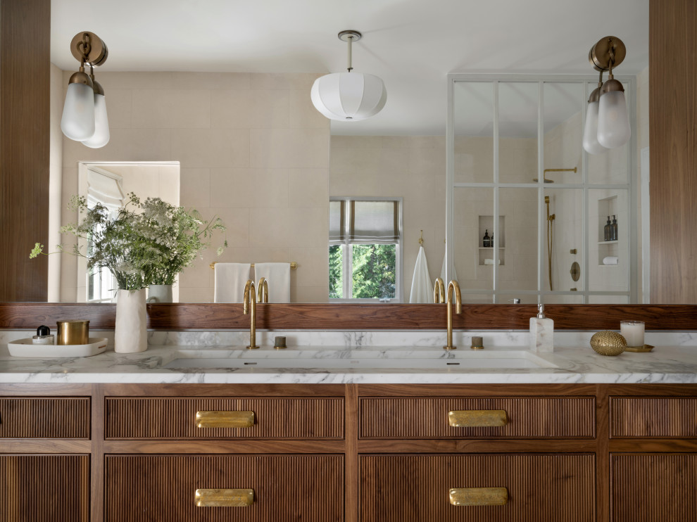 Atlanta Traditional - Example of a classic home design design in Atlanta
