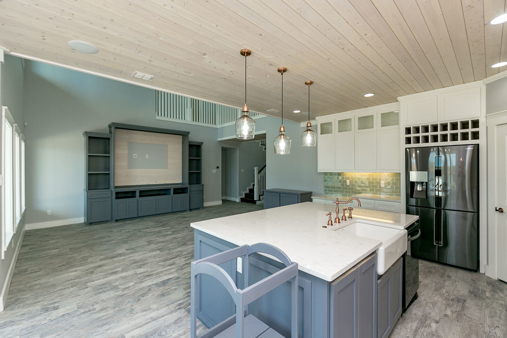 Example of a transitional kitchen design in Austin