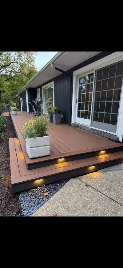 Custom Sleek Deck