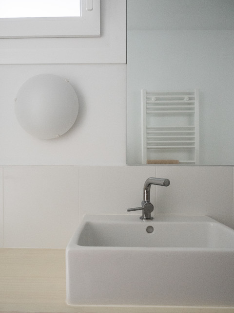 Apartament d'estiu a la Costa Brava coastal-bathroom