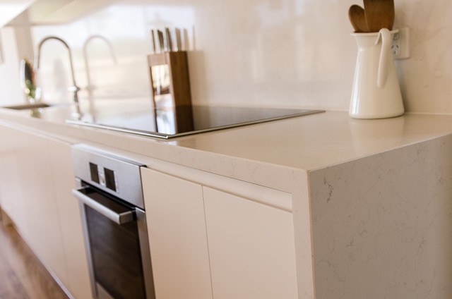 Parkdale Caesarstone Frosty Carrina Kitchen Modern Kitchen