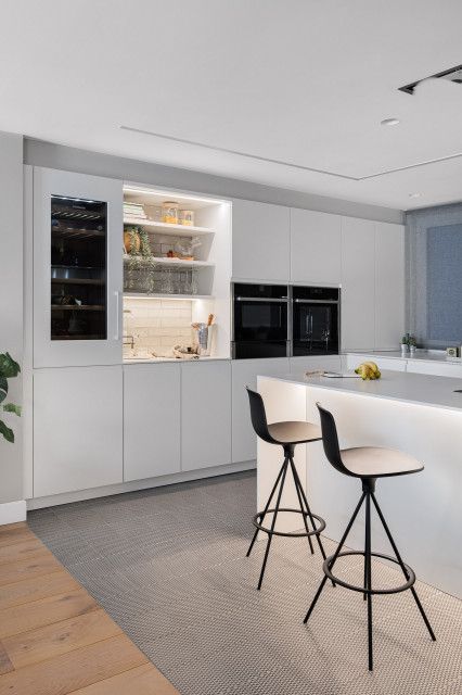 PASEO SAN JOAN II contemporary-kitchen