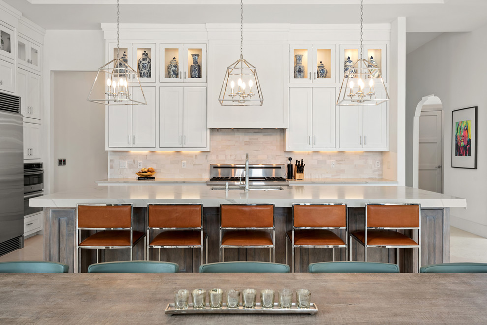Transitional kitchen photo in Orlando