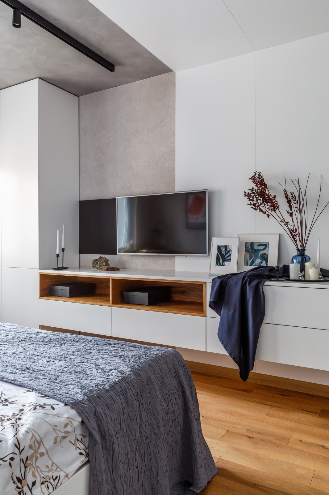 Квартира с фито-стеной и яркими акцентами в Москве