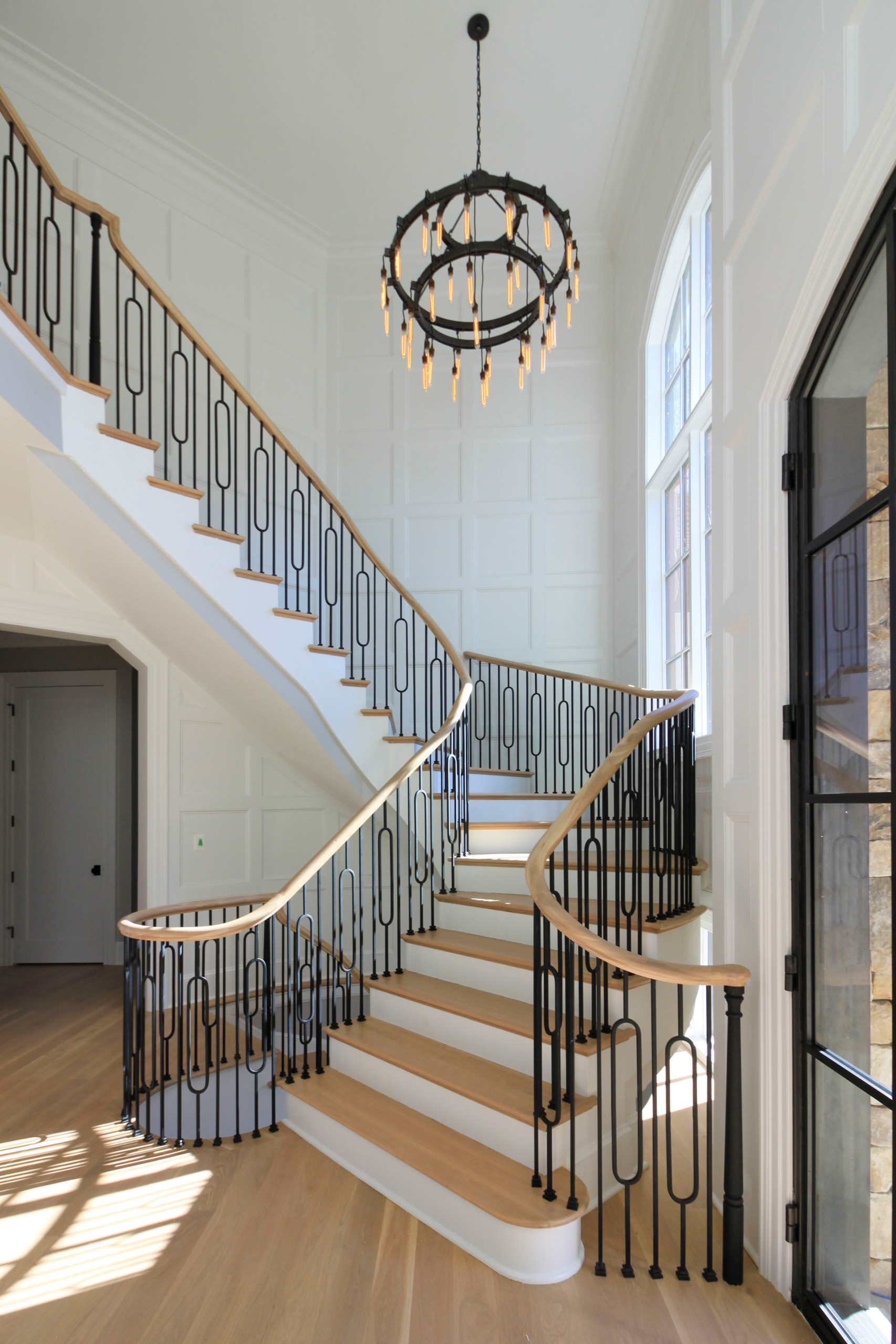 95_Remarkable and elegant floating elliptical staircase, McLean, VA 22101