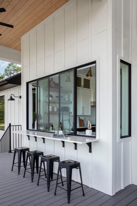 Example of a minimalist home design design in Austin