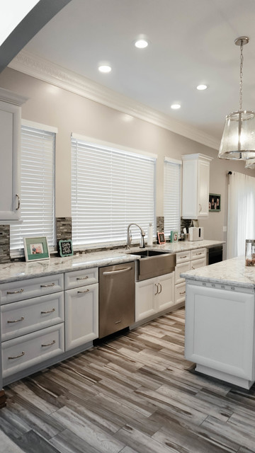 Open Concept Kitchen minimalistisch-kueche