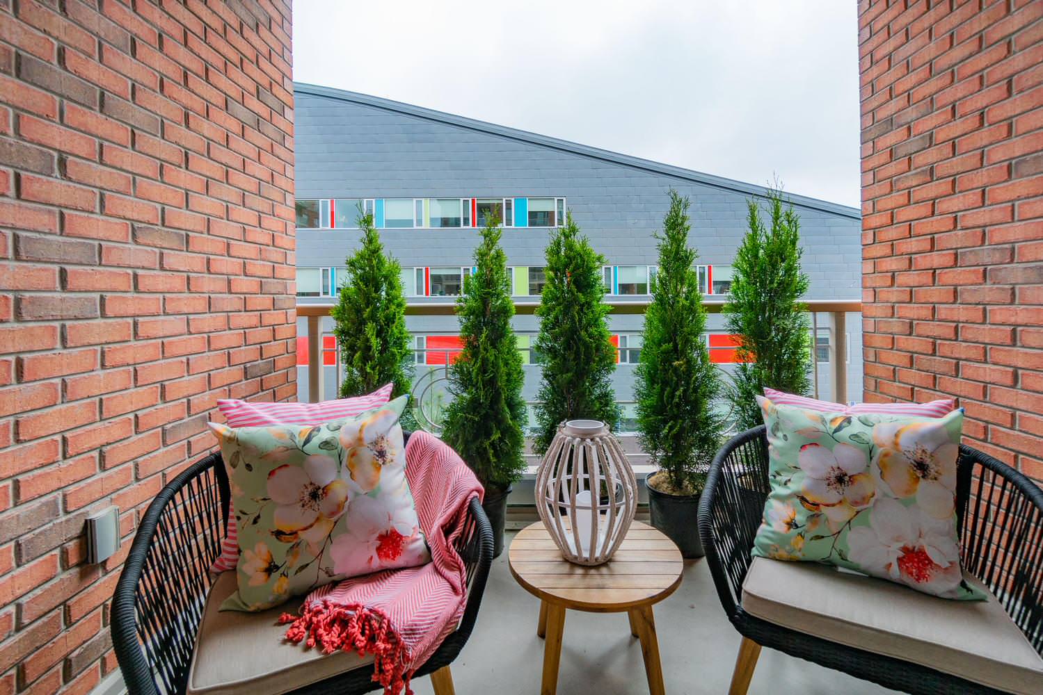 Burkebrook Condo