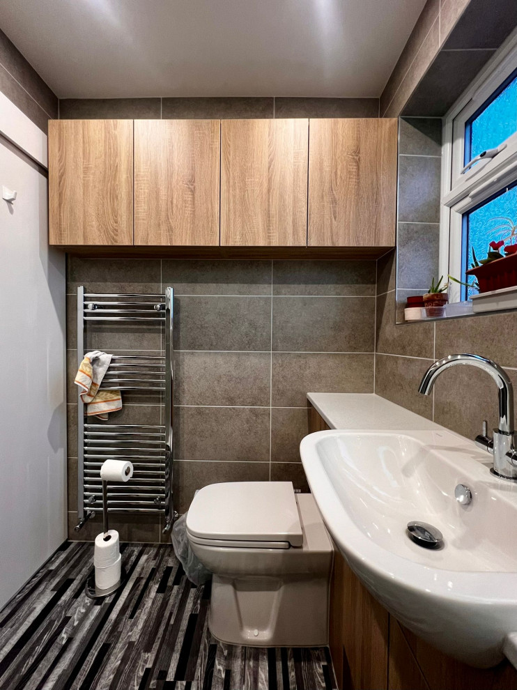 The Anstey Bathroom - RRP £15,000 - Luxe Price £12,500