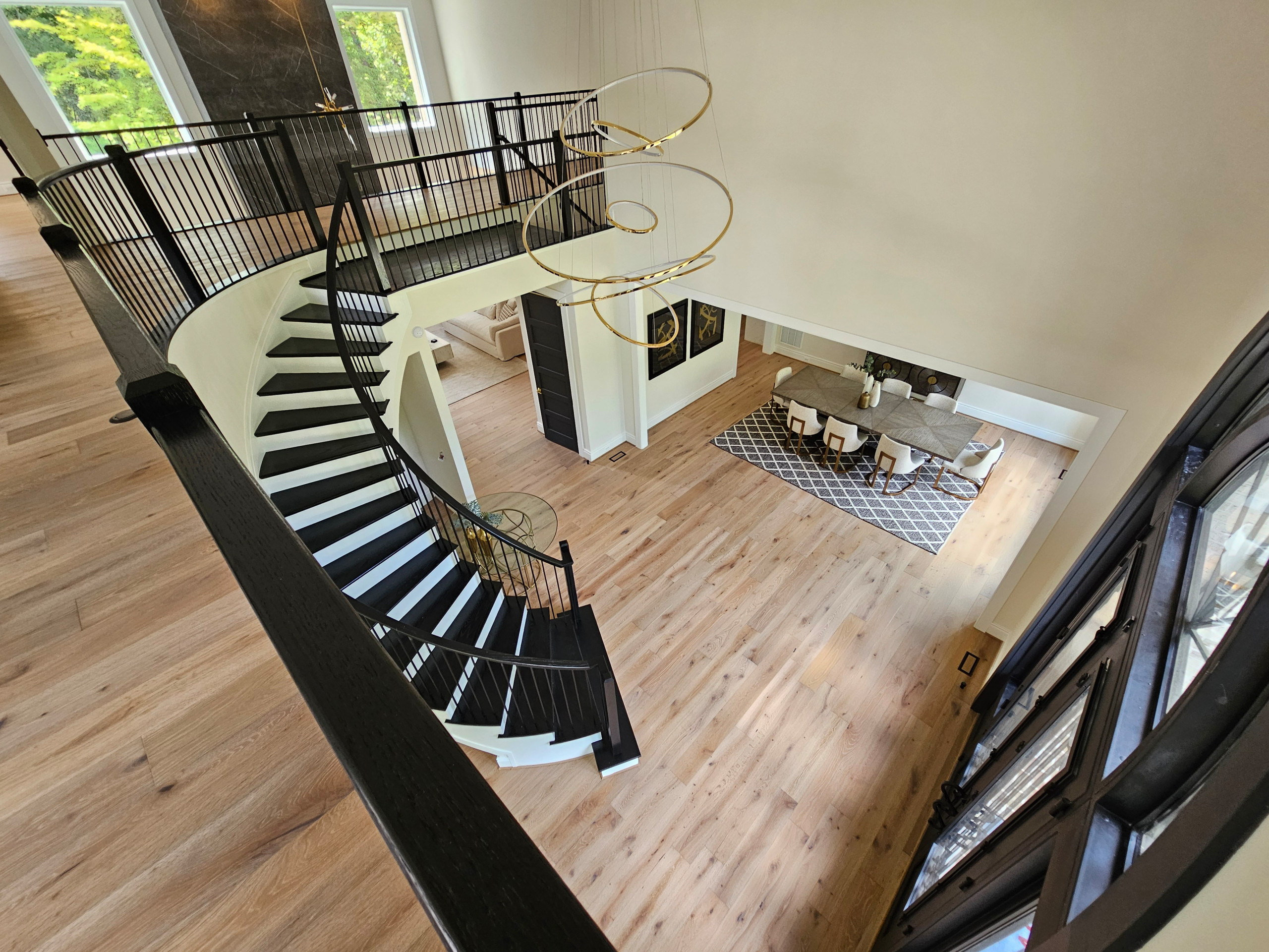 Elegant Curve Elevates Modern Design, Mclean, VA 22101