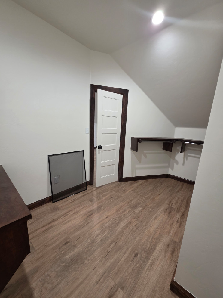 Upstairs closet/storage space