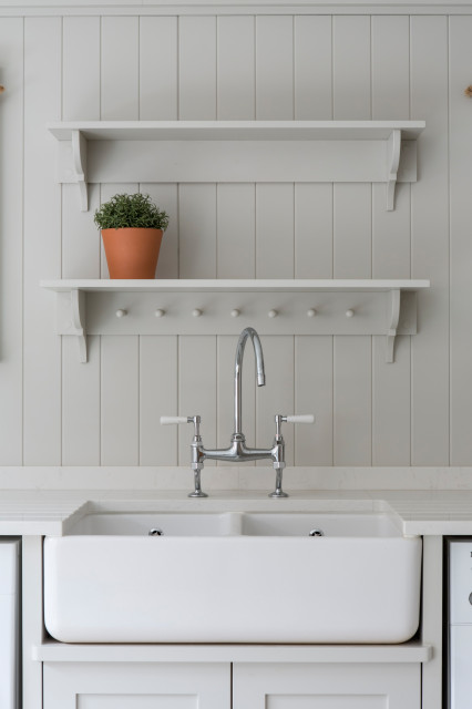 Bespoke Utility Room, Henley on Thames, Oxfordshire contemporary-utility-room