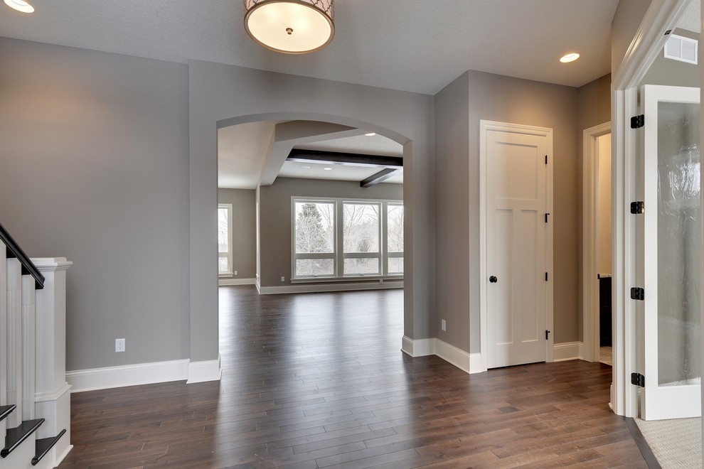 Entryway - transitional entryway idea in Minneapolis