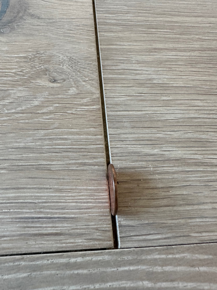 Engineered hardwoodGaps and Squeaks