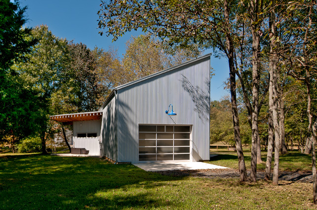 Barn/Garage/Pool/Studio. Virginia industrial-garage