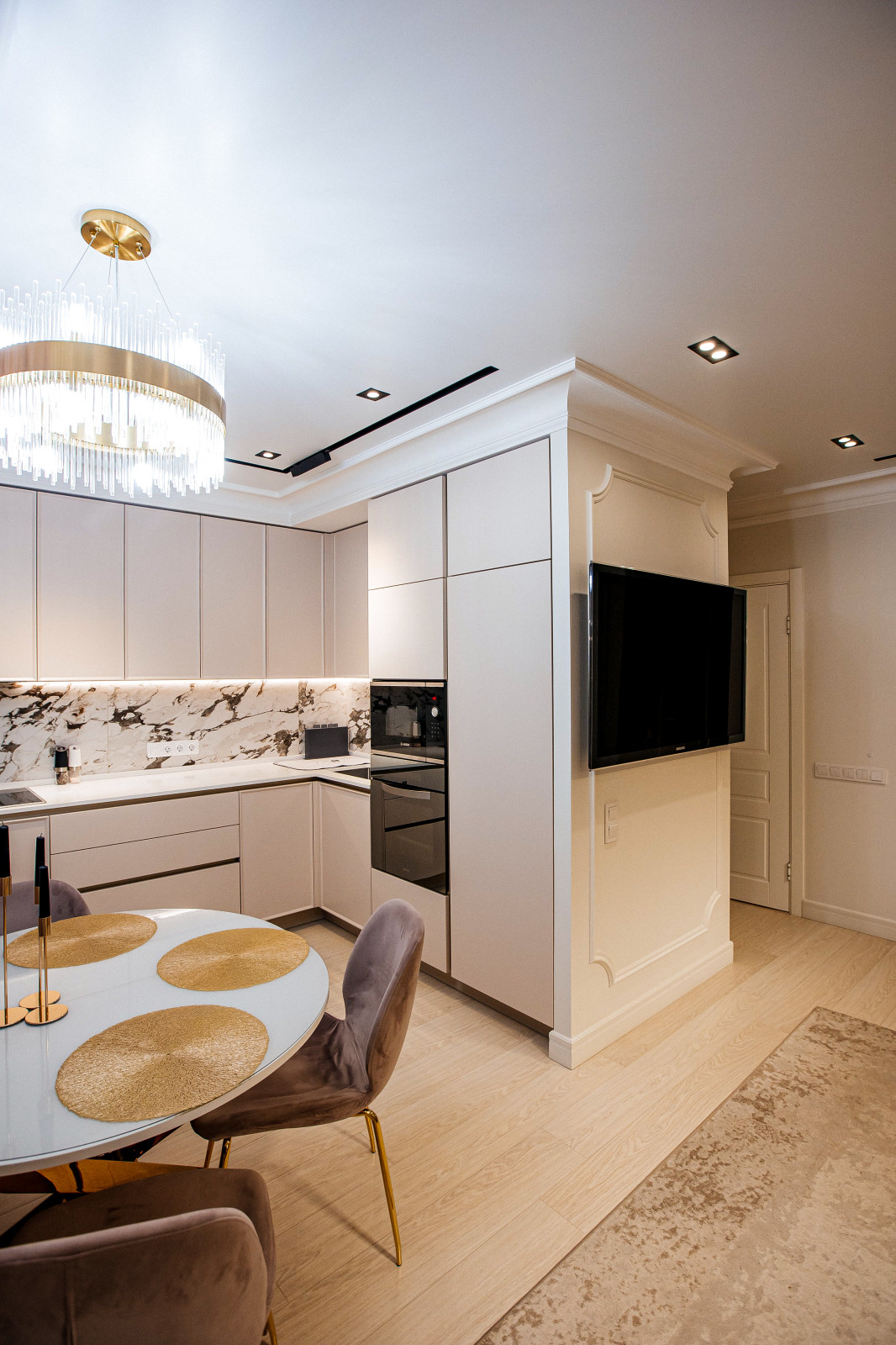 Реализация "Умеренный шик на 60 м2"