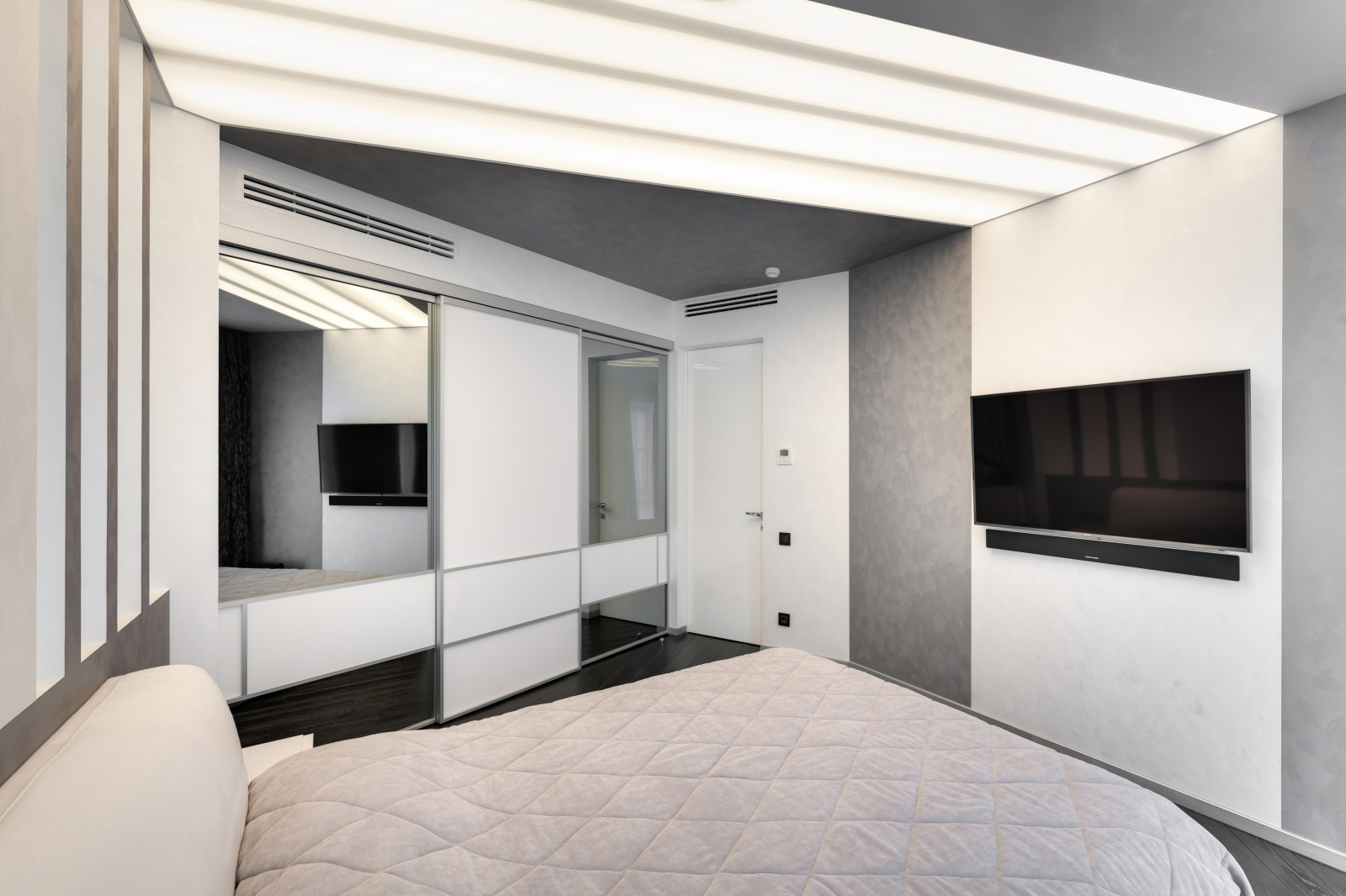 Проект «Орхидея». Квартира в Санкт-Петербурге - 100 м.кв.