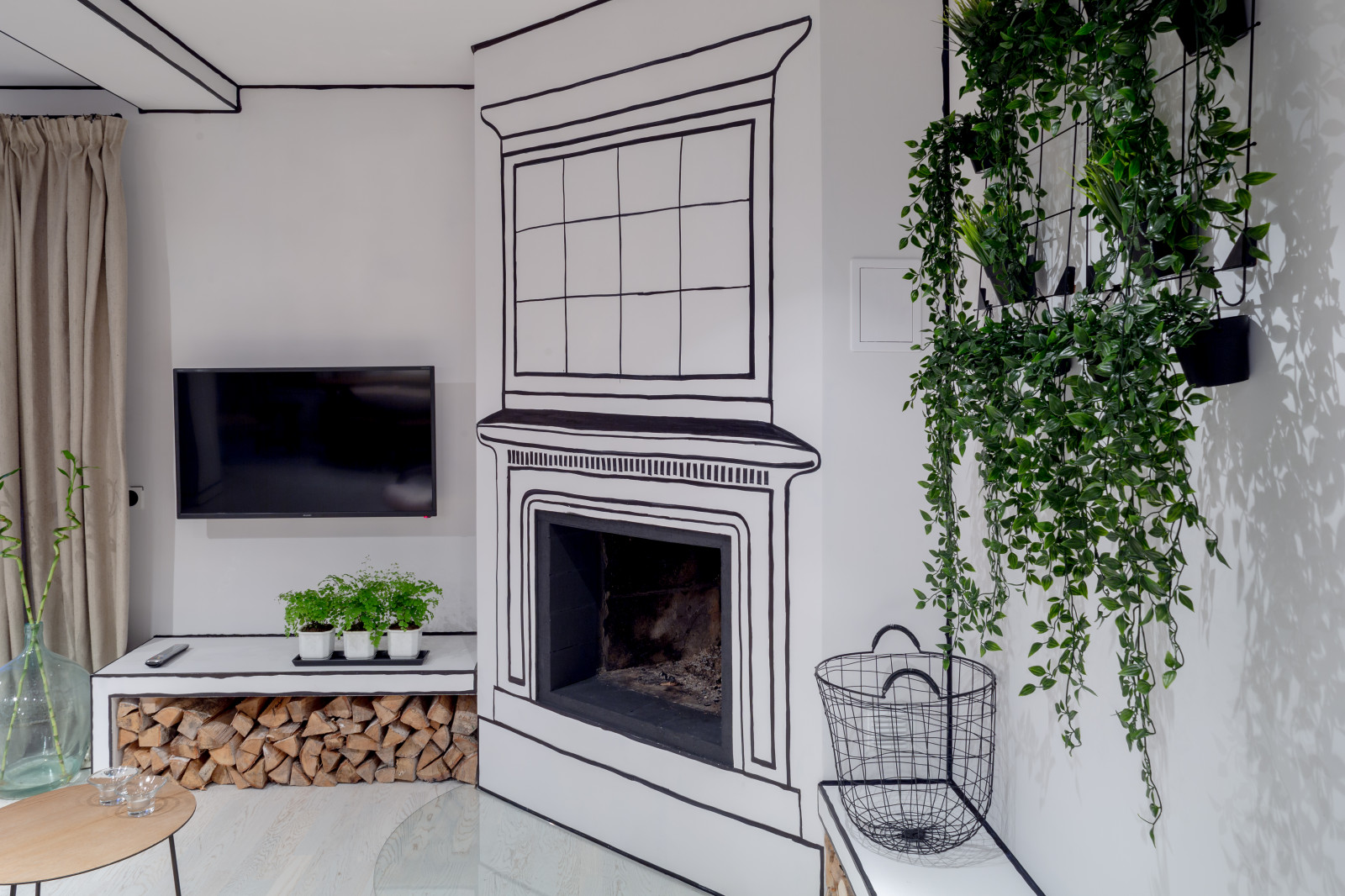 Нарисованная гостиная. Дачный ответ.