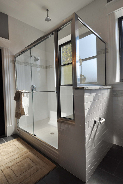 Tile work moderno-stanza-da-bagno