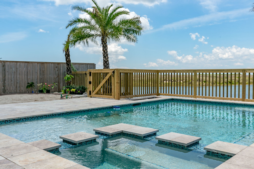 Example of a transitional pool design in Austin