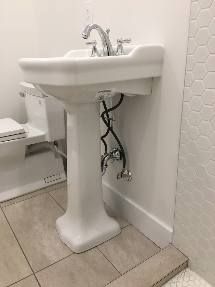Pedestal sink plumbing