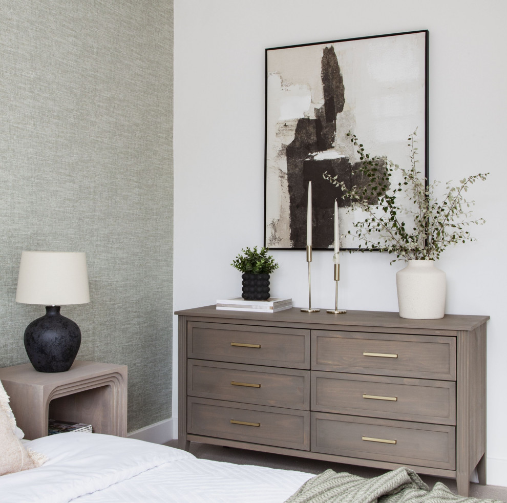 Green Bedroom Design & Styling Detail