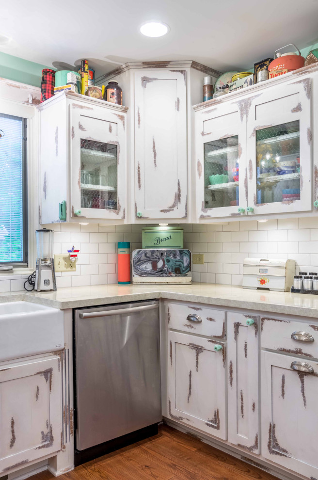 Shabby-Chic Country Kitchen & Sunroom