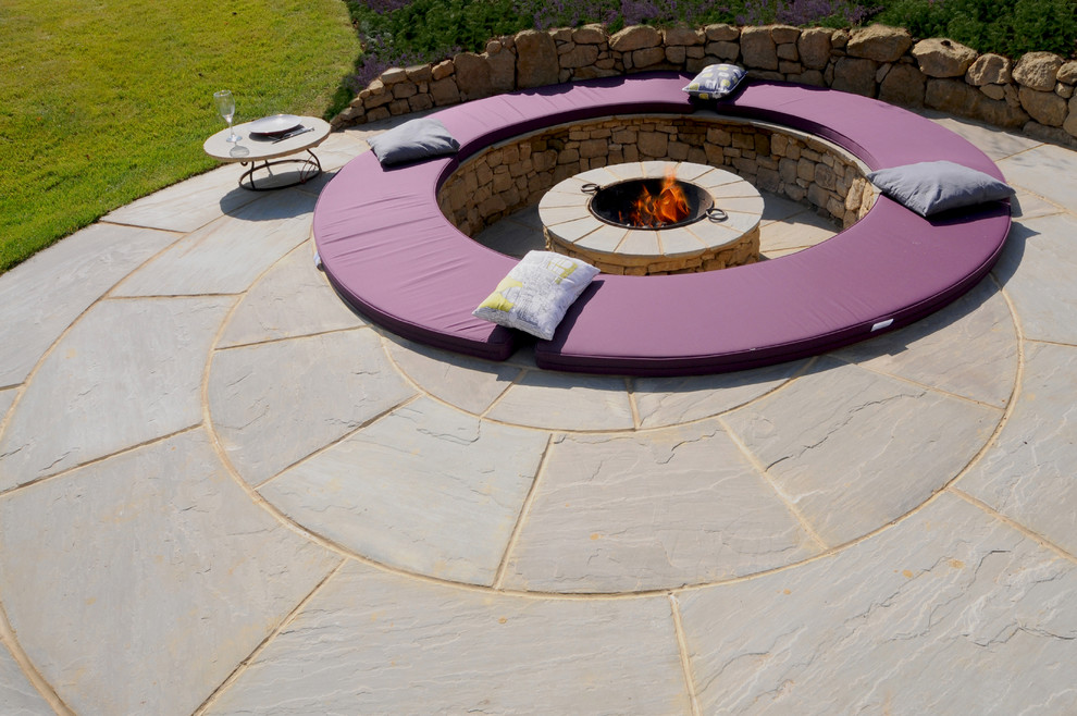 Moderner Patio in Hampshire