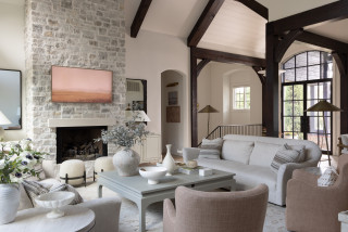Where Designers Would Spend and Save in a Living Room (8 photos)