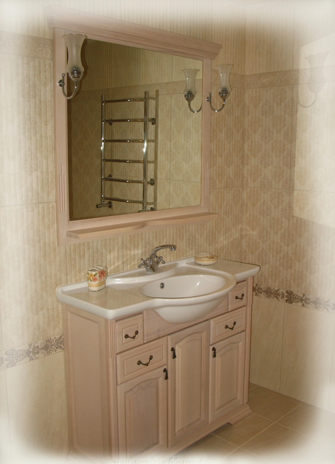 Дом с бассейном