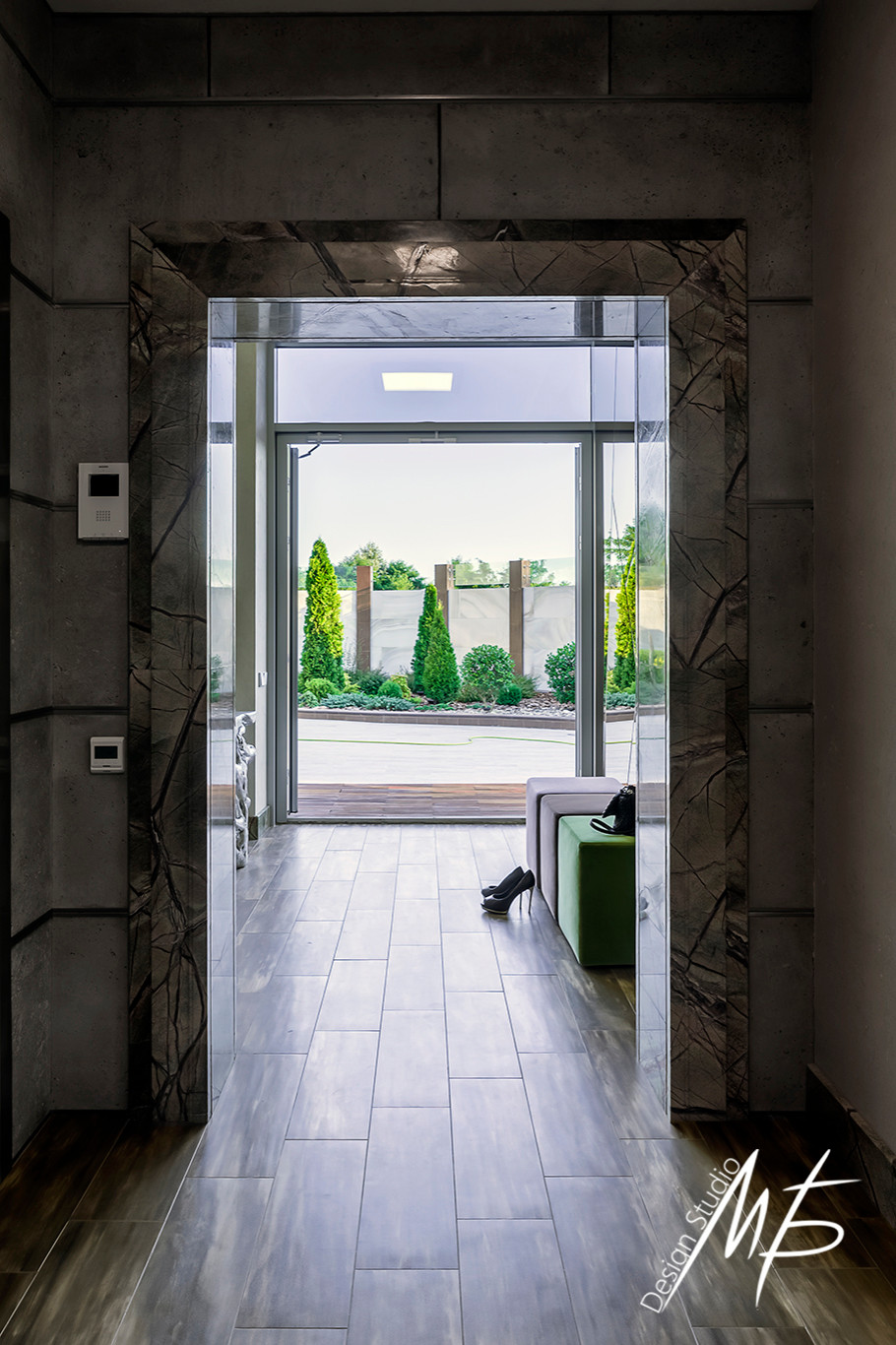 Навстречу природе холл