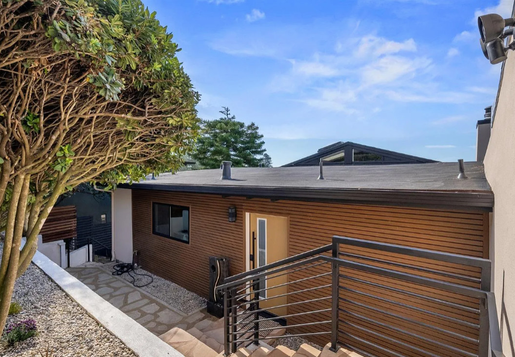 Berkeley Hills Modern Exterior & Deck Remodel