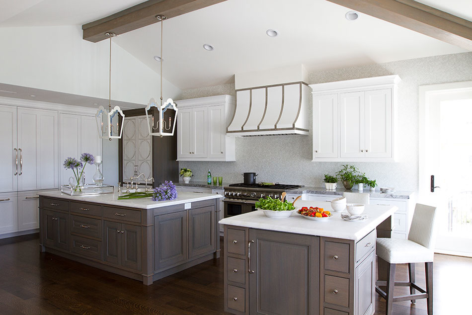 Inspiration for a transitional kitchen remodel in Jacksonville