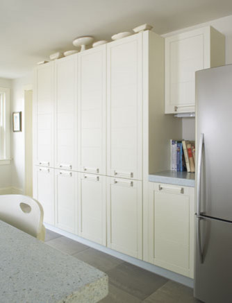 Example of a transitional kitchen design in Boston