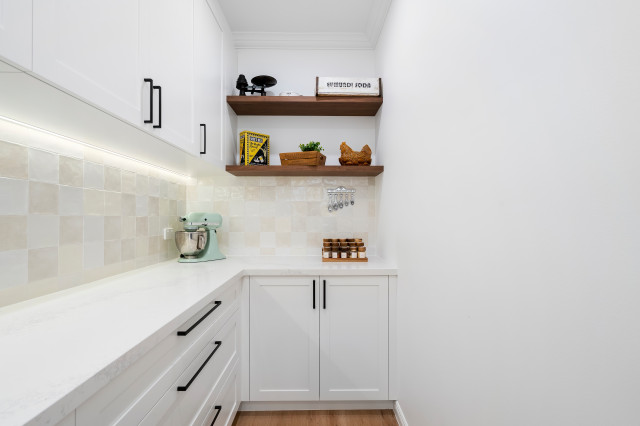 Robina Kitchen Renovation Project contemporary-hemmabar